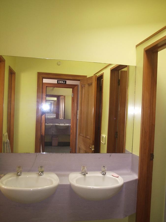 Avon City Backpackers Christchurch Zewnętrze zdjęcie
